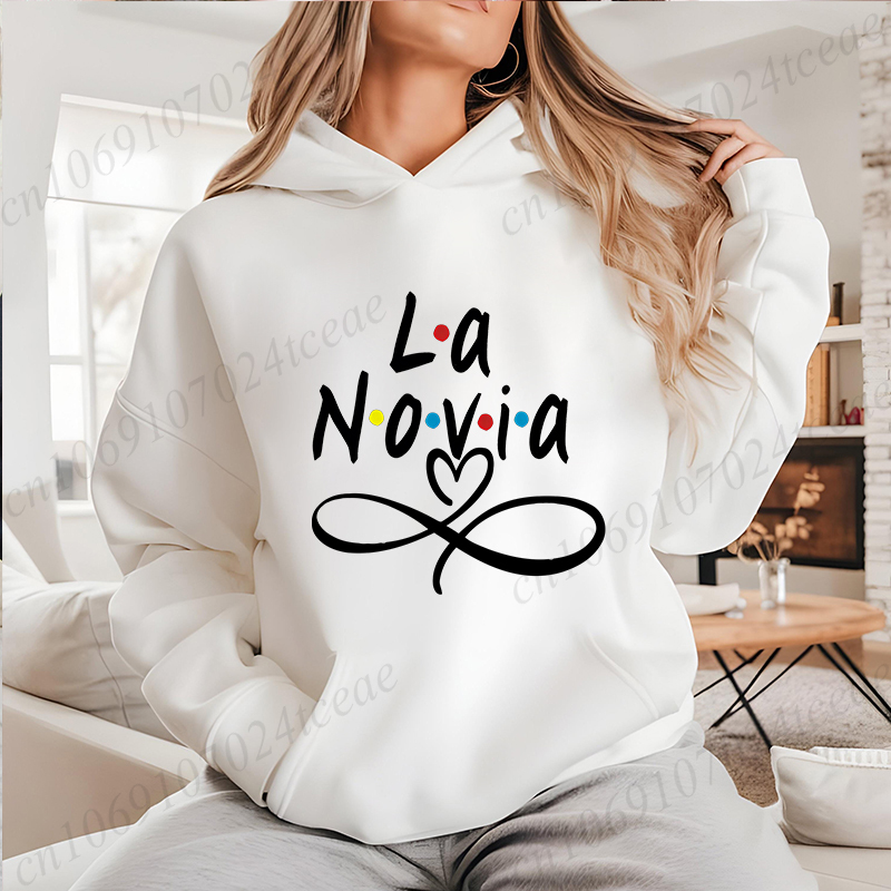 Winter Clothing In Spanish - Felpa con cappuccio grafica La Novia