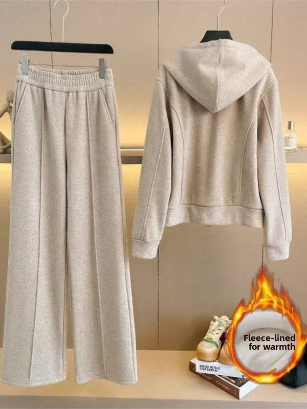 Completo Invernale da Donna: F - Fleece Hoodie Lined recensione e prezzo